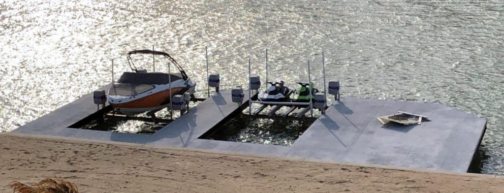 Quality Beamless Boat Lifts