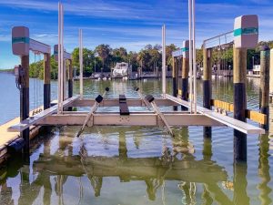 high speed alumavator vertical boat lift by imm quality boat lifts