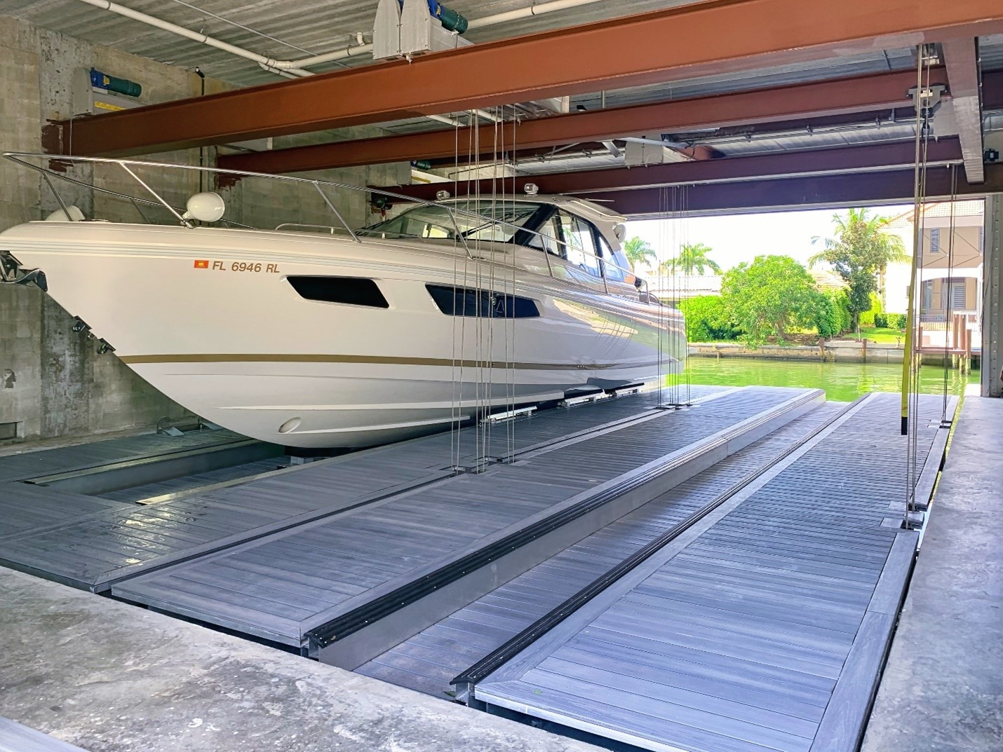 Intrepid 410 Evolution bunked on an IMM Quality Superlift in the upright position