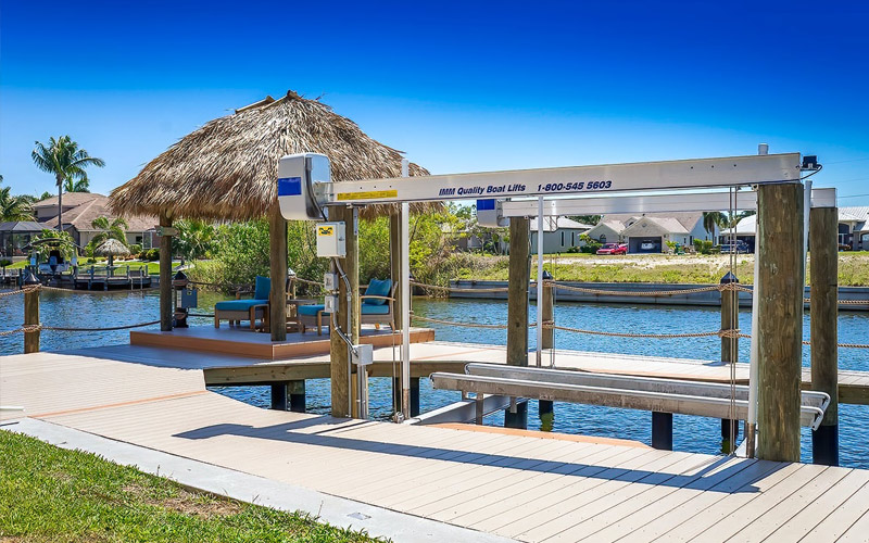 Adding a Tiki Hut can expand your seating, and kick off happy hour dockside with the convenience of a bar.